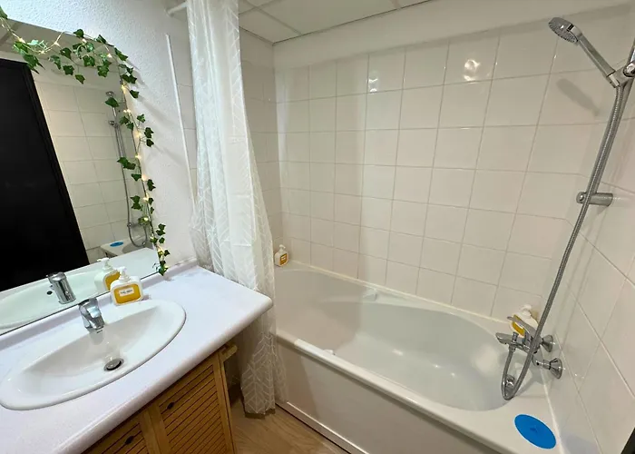 Jungle - Vue - Clim - Wifi Apartment Lourdes